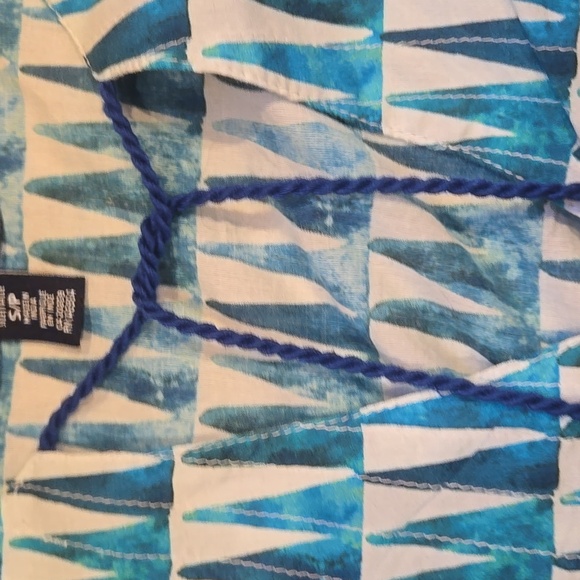 Hatley Geometric Print Tiered Ruffle Sleeve Vneck Tank Blouse - Picture 3 of 12